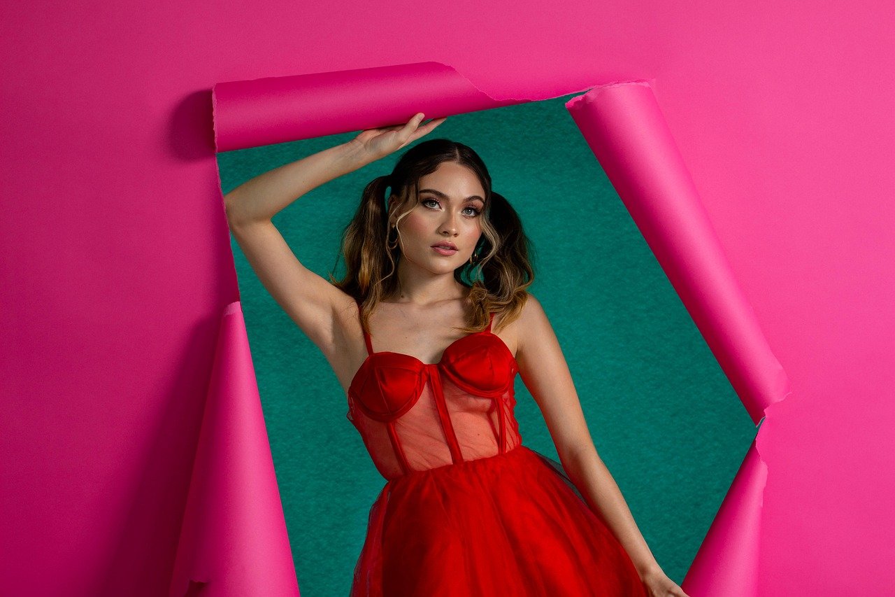 The Evolution of Fashion: A Historical Perspective